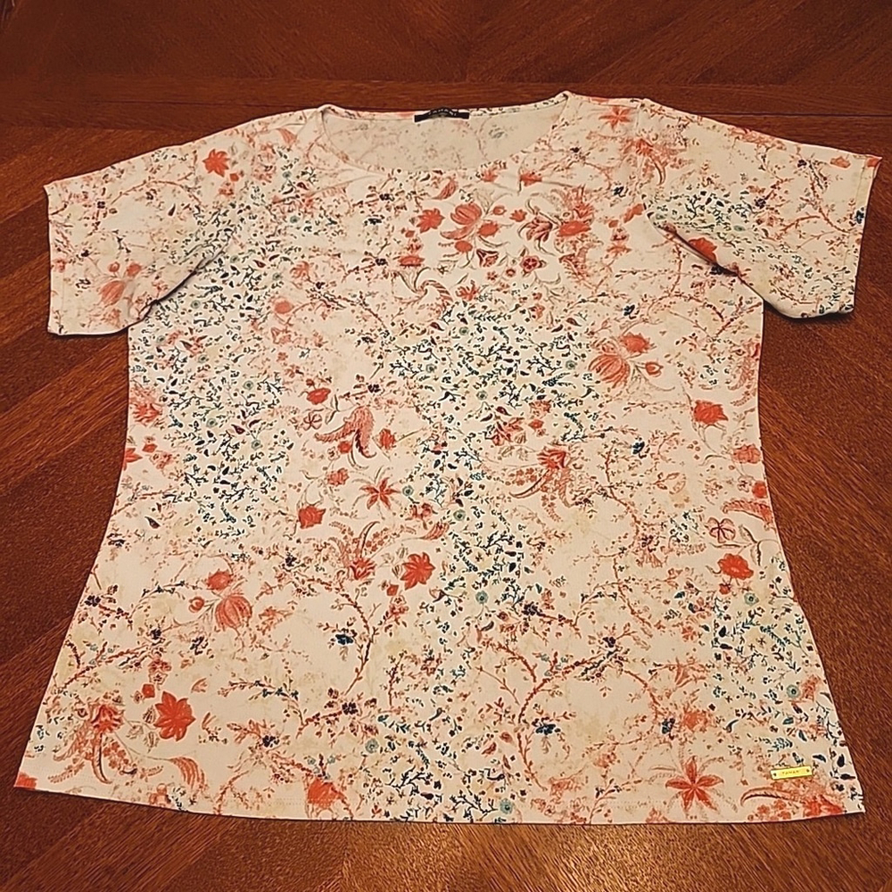 Tahari Women's Floral Print Top Short Sleeve Scoop Neck Size Large A1